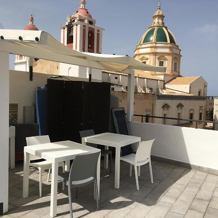 Le Casette Di Pedro Trapani Bagian luar foto